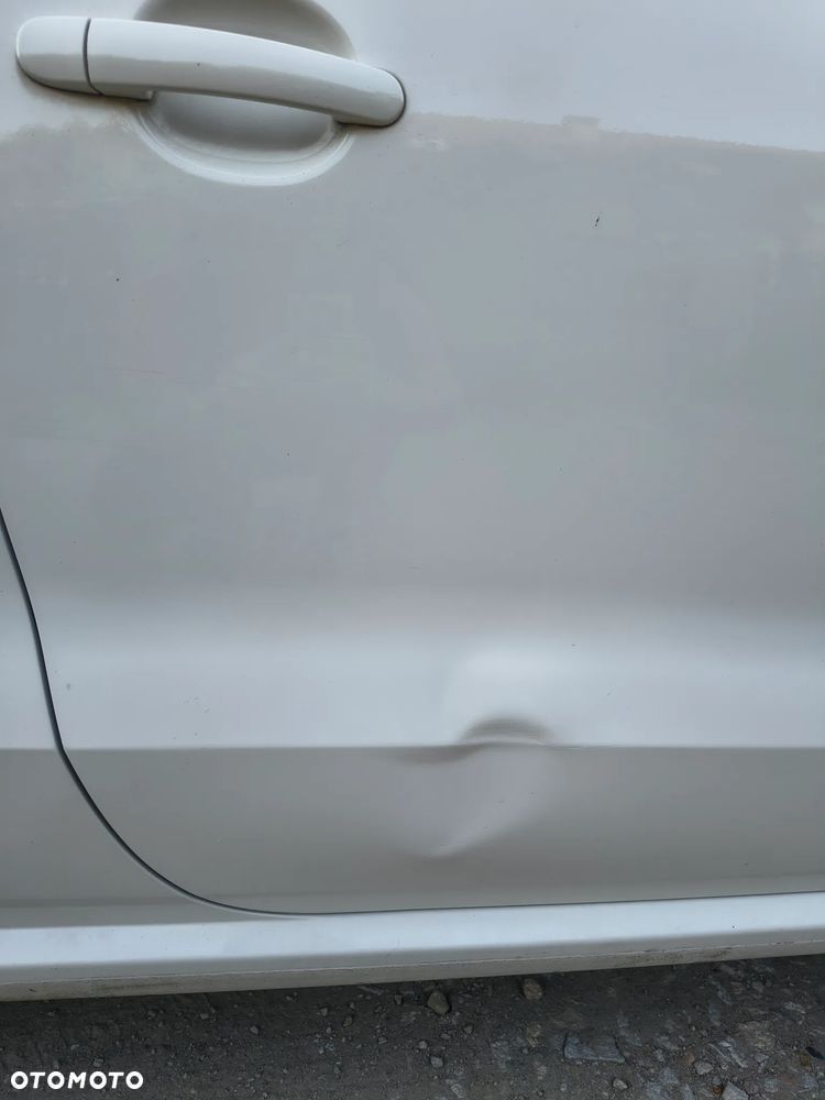 Volkswagen Polo 1.6 TDI DPF Trendline - 17