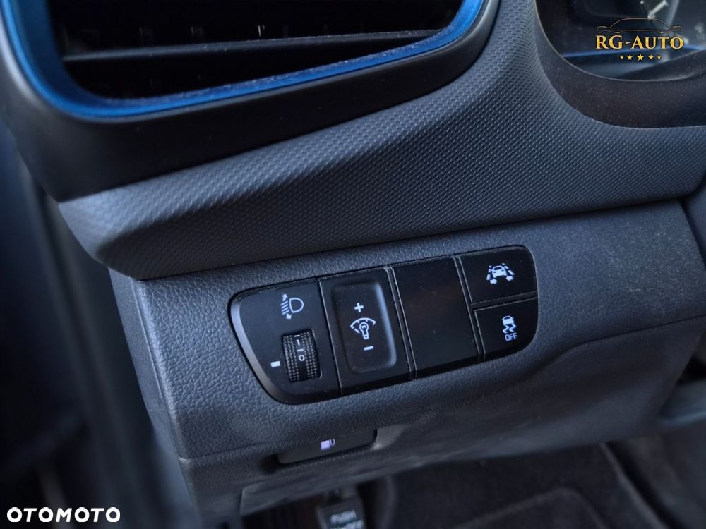 Hyundai IONIQ - 26