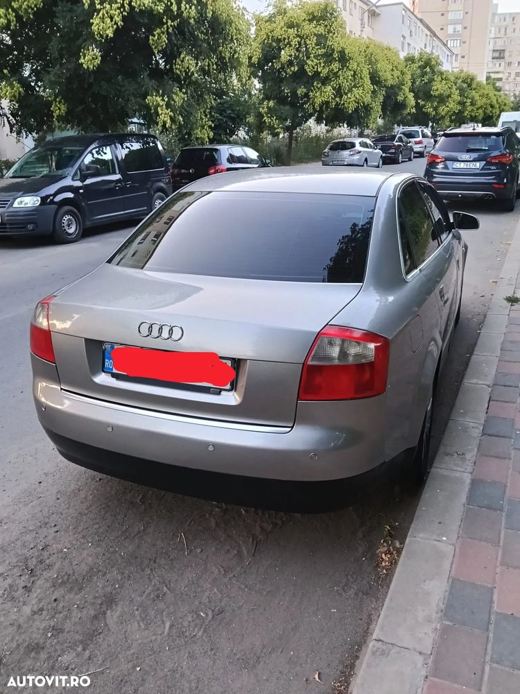 Audi A4 Limuzina - 2