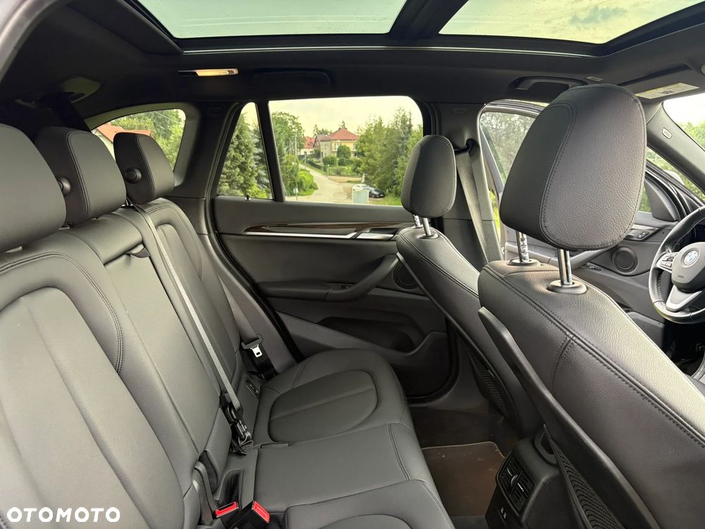 BMW X1 - 15