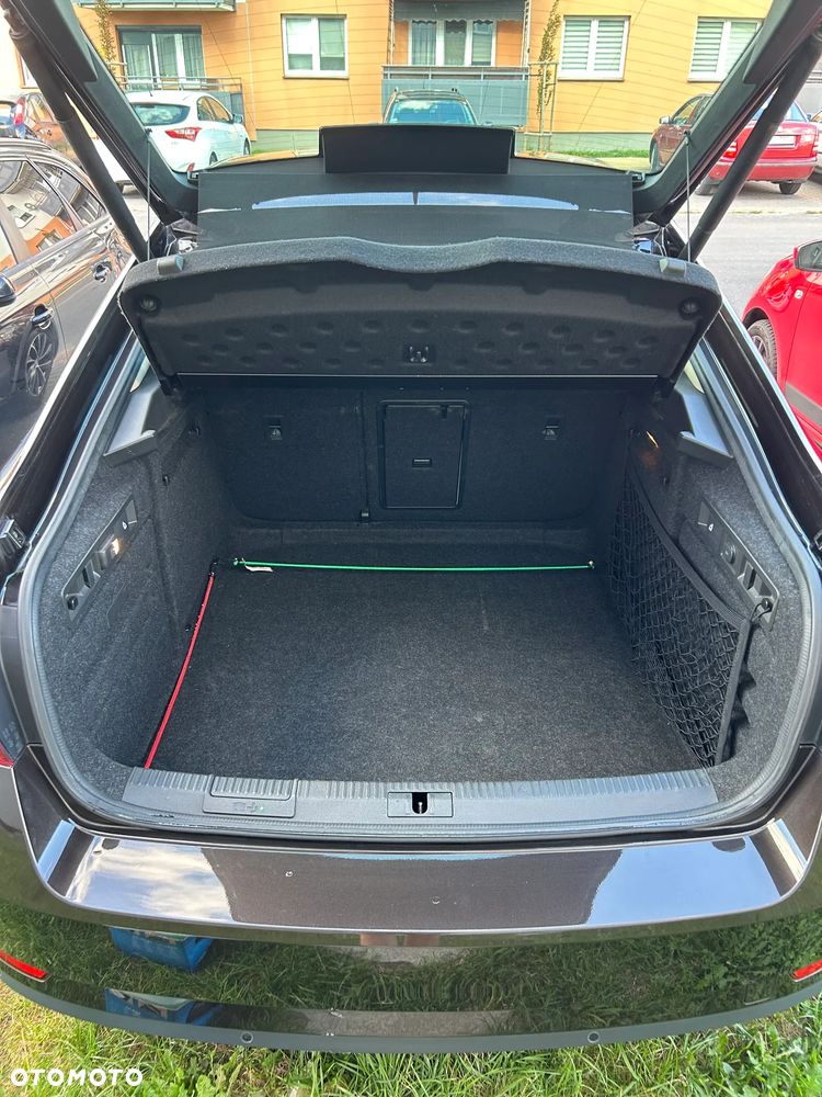 Skoda Superb 2.0 TDI 4x4 L&K DSG - 10
