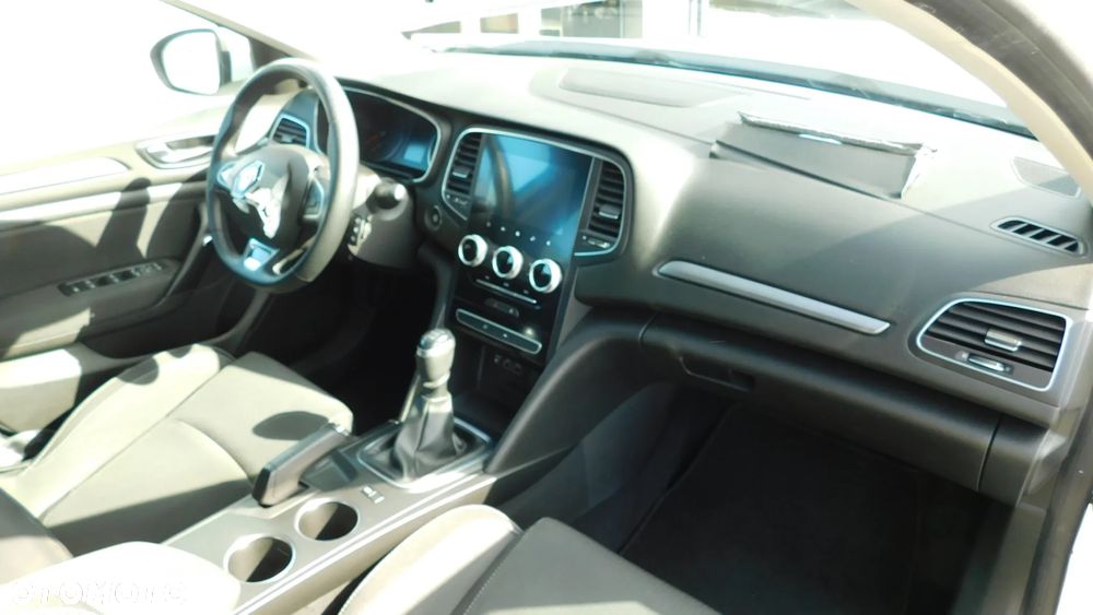 Renault Megane 1.5 Blue dCi Intens - 22