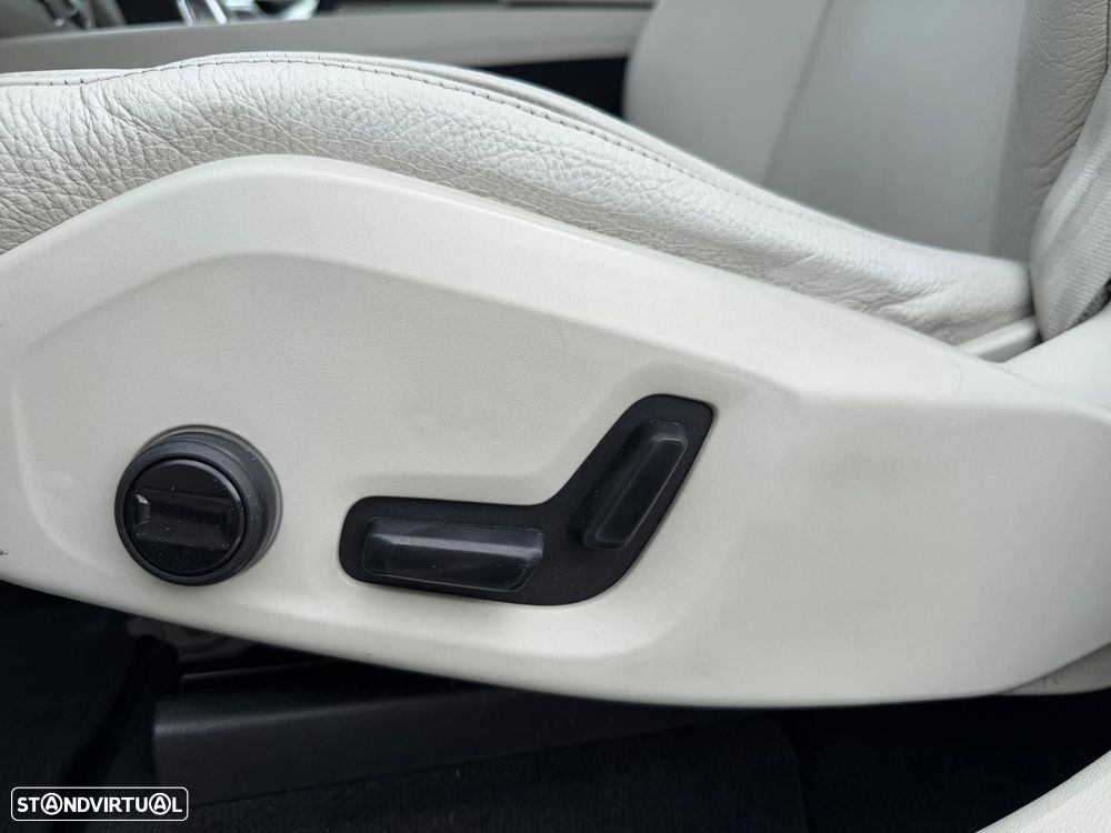 Volvo XC 60 2.0 T8 PHEV Inscription AWD - 19