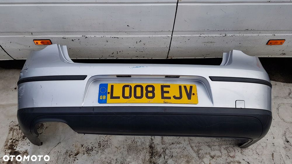 zderzak tył VW Passat B6 sedan - 1