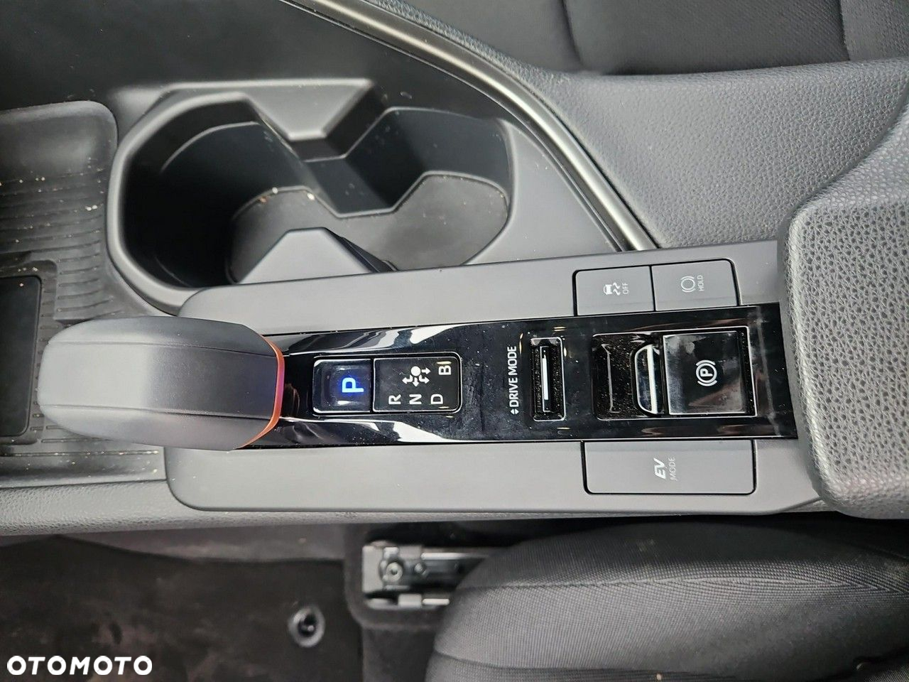 Toyota C-HR - 17