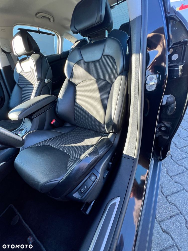 Citroën C5 2.2 HDi Exclusive - 23