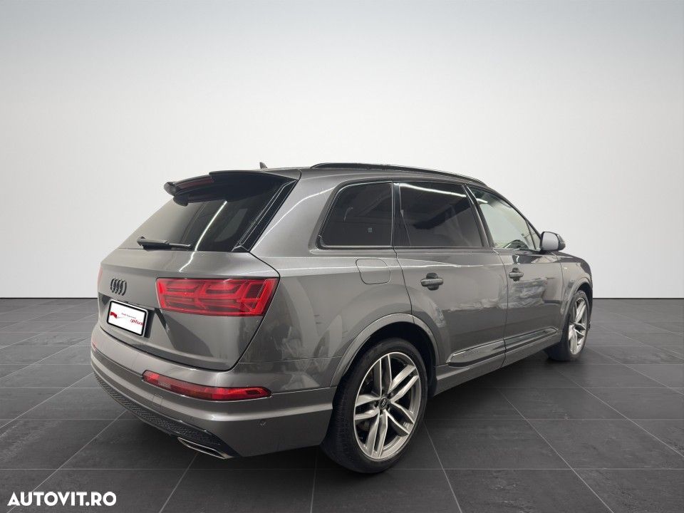 Audi Q7 - 5