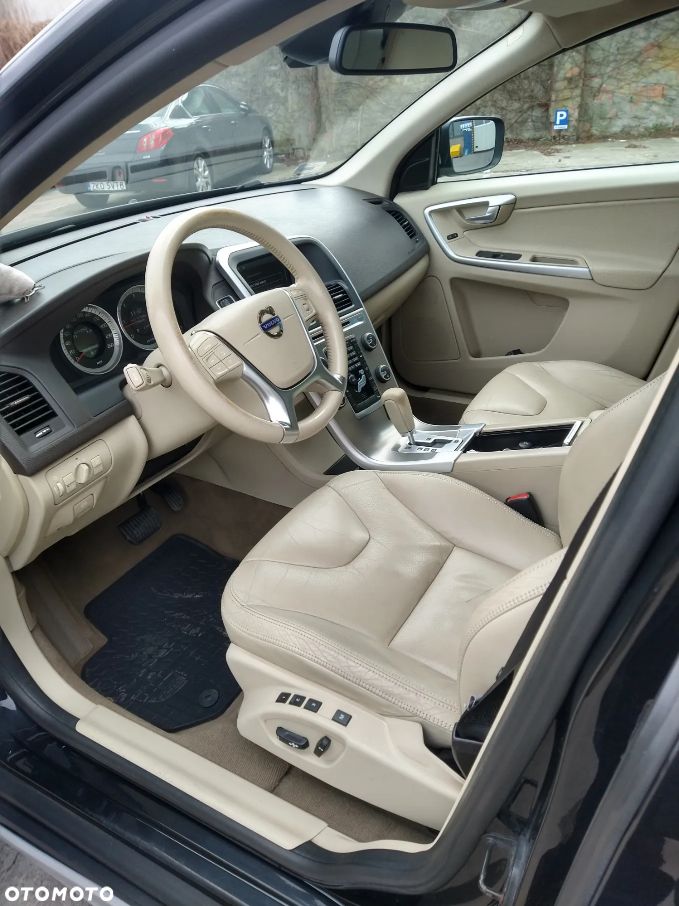 Volvo XC 60 - 13