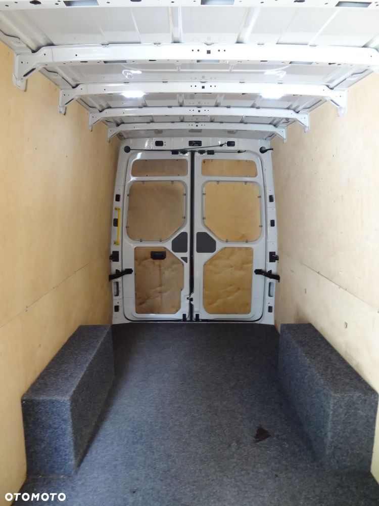 Volkswagen Crafter TGE L5H2 Furgon Największy MAXI - 16