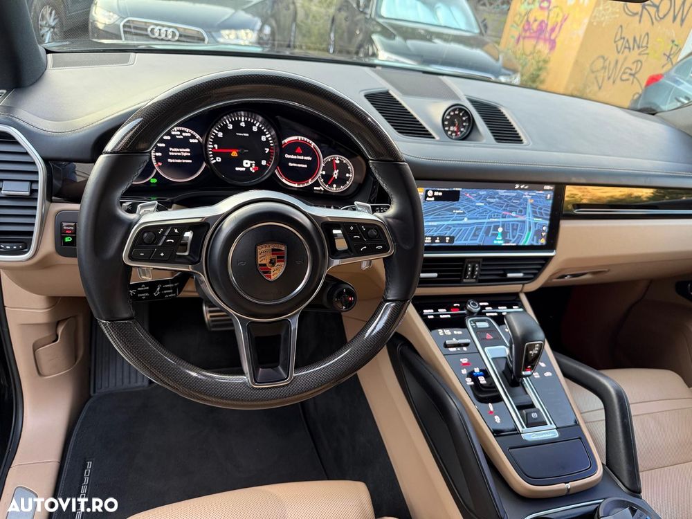 Porsche Cayenne S - 11