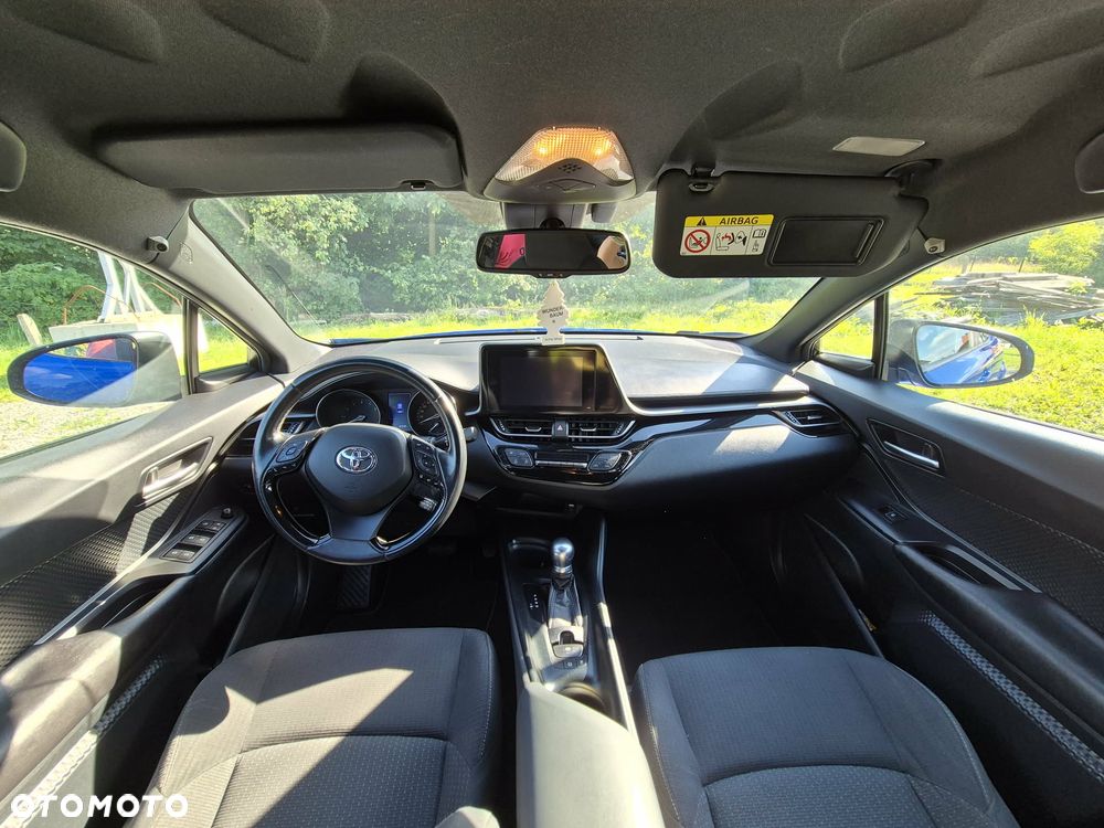 Toyota C-HR 1.2 T Premium CVT 4x4 - 10