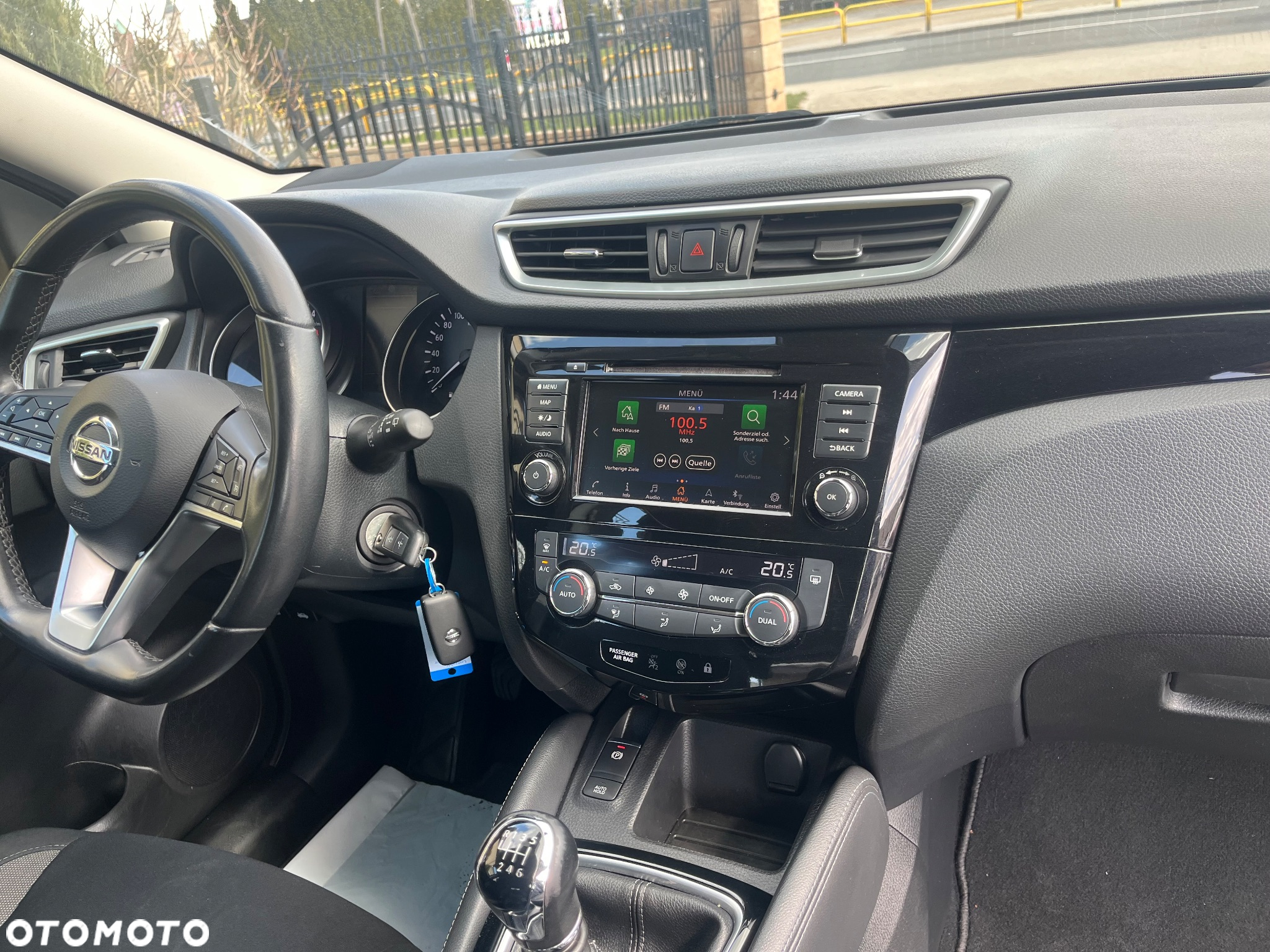 Nissan Qashqai 1.3 DIG-T MHEV Tekna - 25