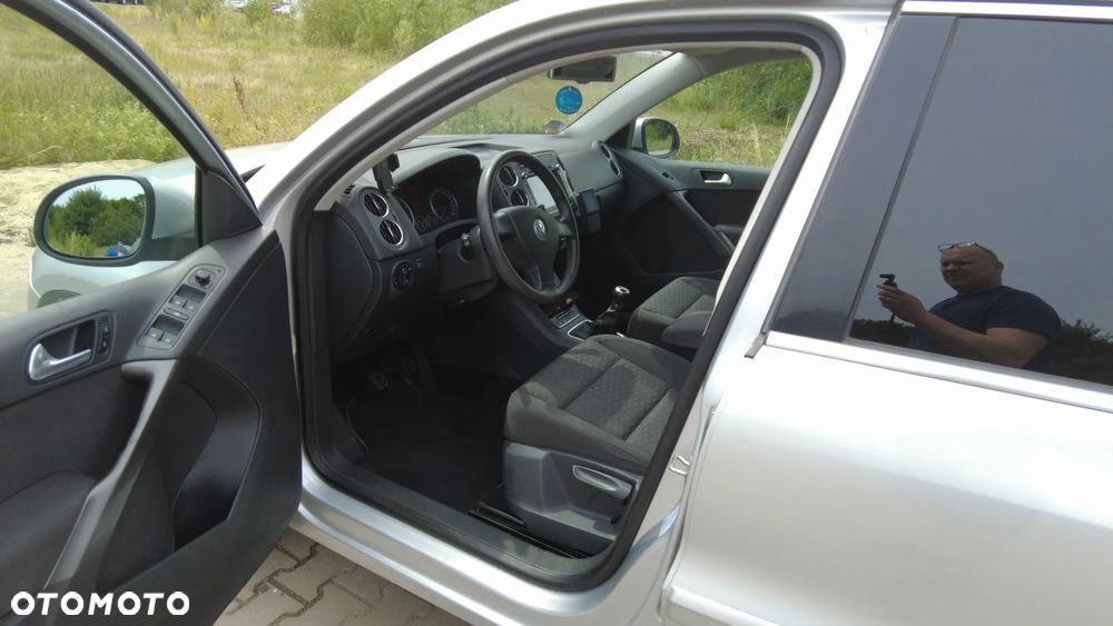 Volkswagen Tiguan - 10
