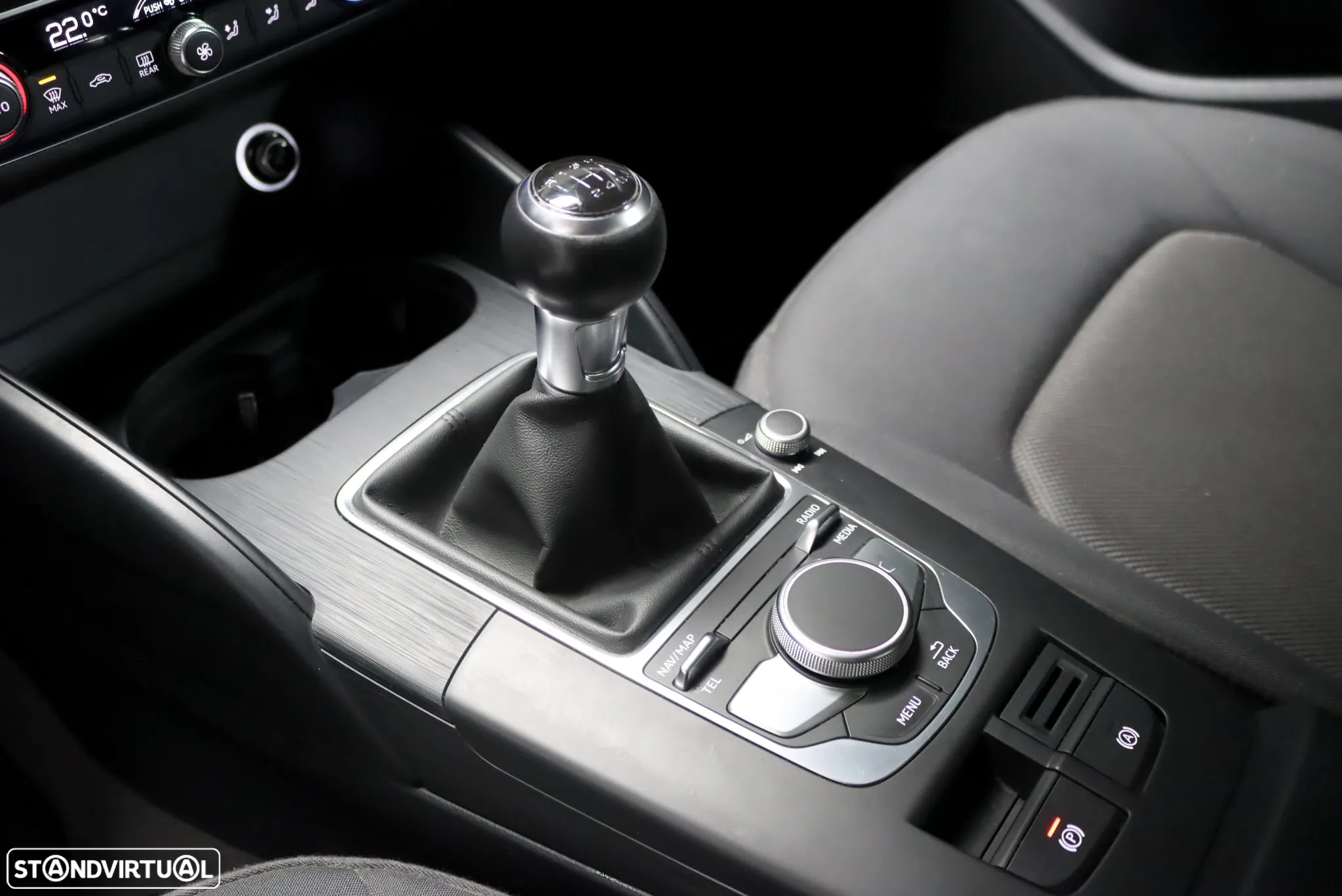 Audi A3 Limousine 30 TDI - 19