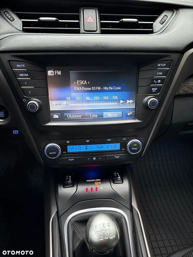 Toyota Avensis 2.0 D-4D Active Business - 15