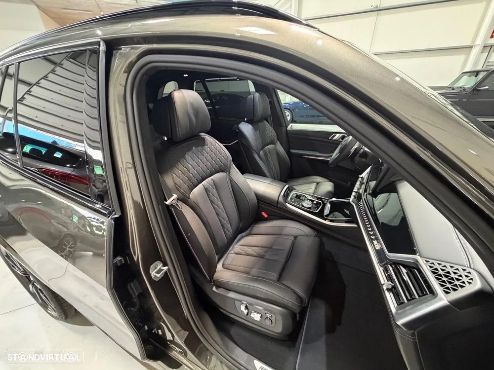 BMW X5 50 e xDrive Pack M Desportivo Pro - 40