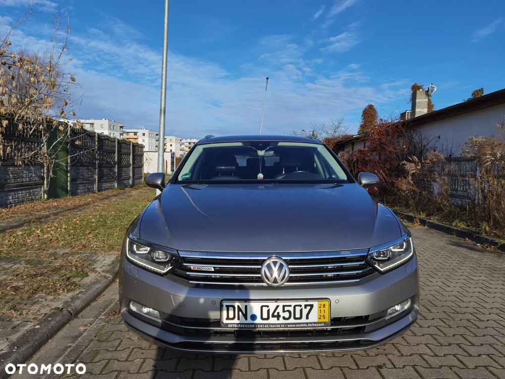 Volkswagen Passat 2.0 TDI Bi-Turbo BMT 4Mot Highline DSG - 29