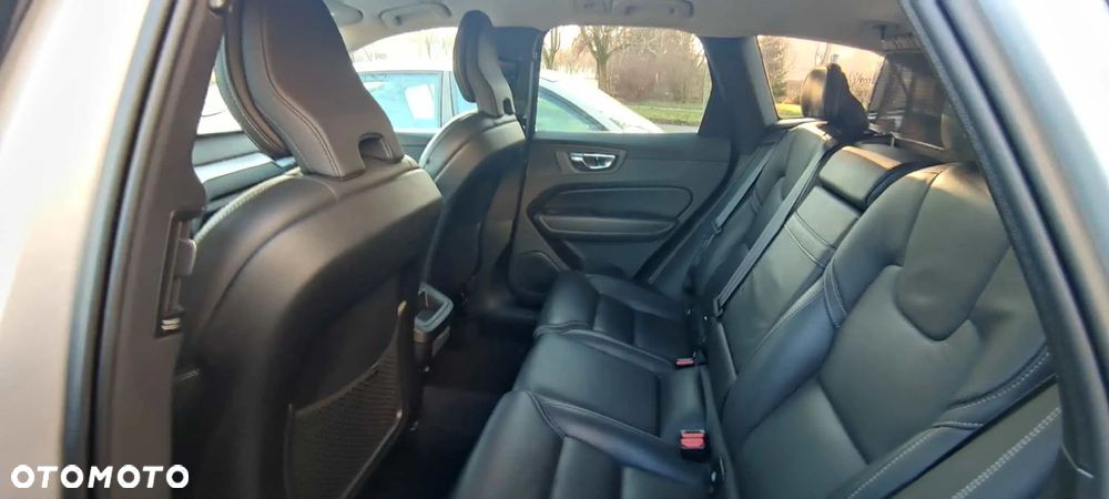 Volvo XC 60 B5 D AWD Geartronic Inscription - 5