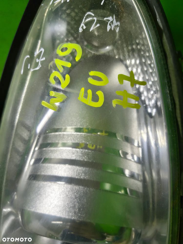 Lampy w219 CLS Lampa h7 Europa lewa prawa - 2