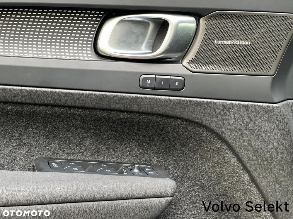 Volvo XC 40 - 20