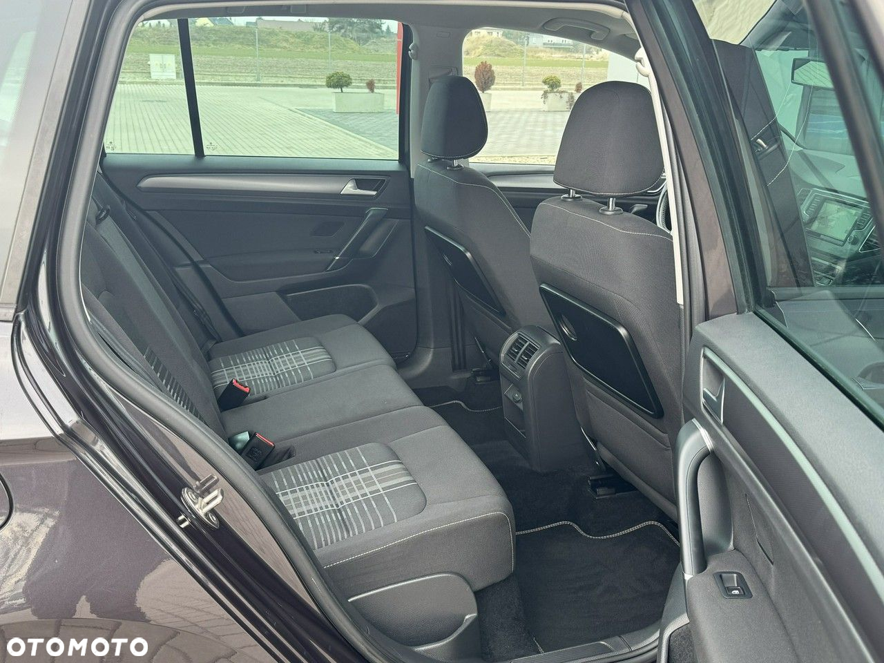 Volkswagen Golf Sportsvan 1.4 TSI BlueMotion Technology Lounge - 13