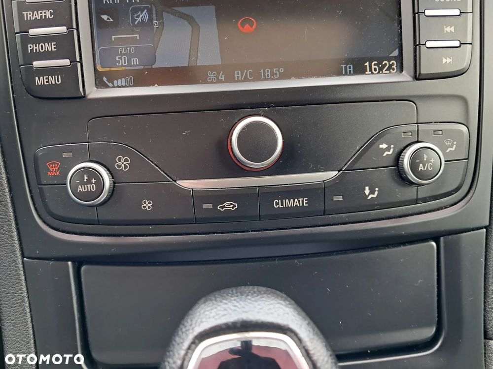 Ford S-Max - 32