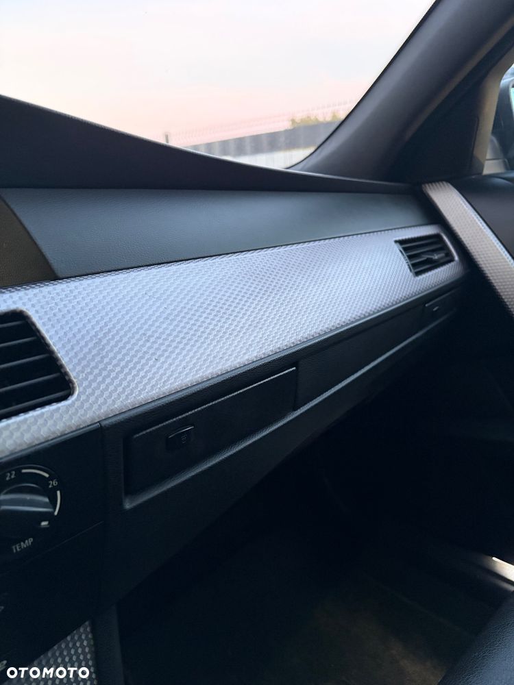 BMW Seria 5 525i - 10
