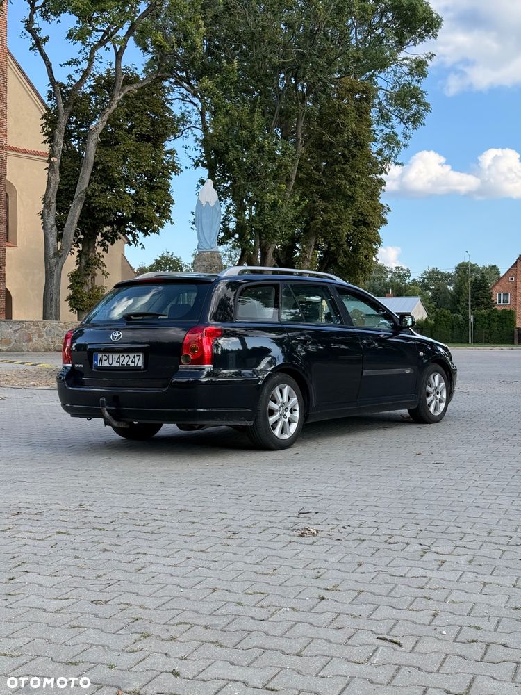 Toyota Avensis 1.8 VVT-i Combi - 6