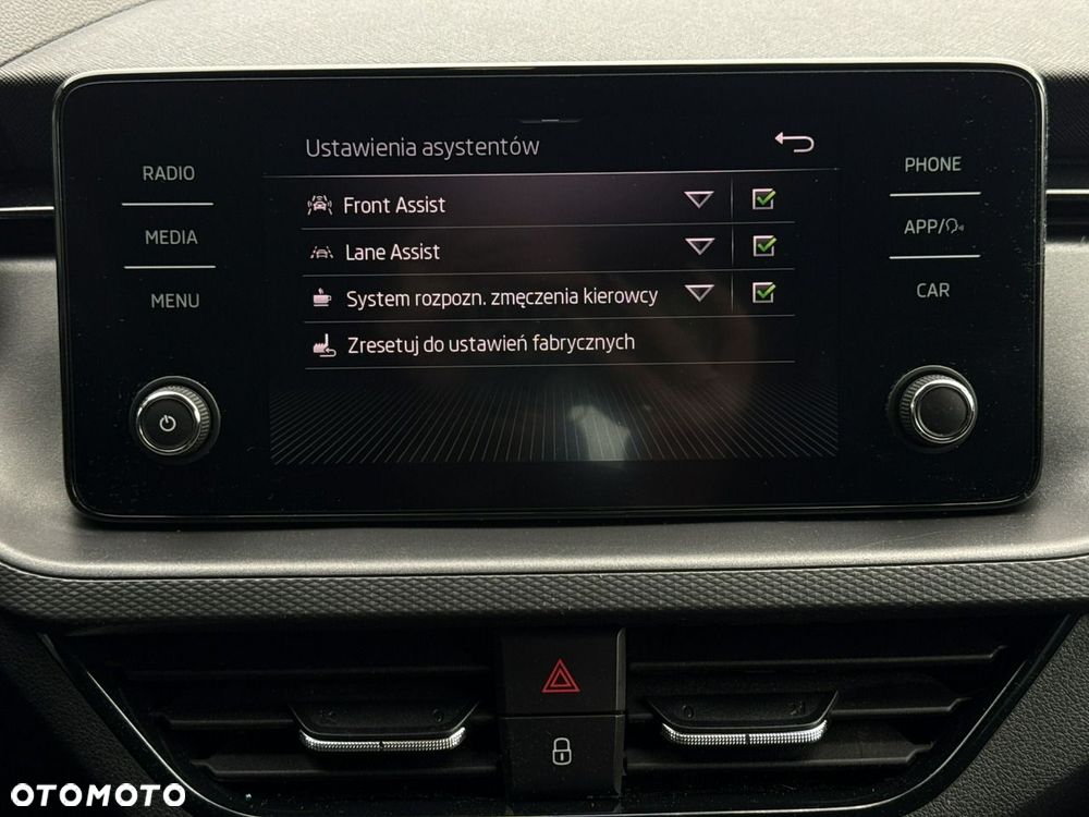 Skoda Scala 1.0 TSI Ambition - 27
