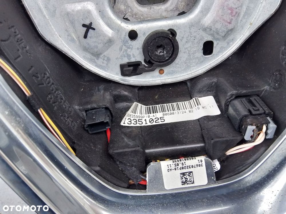 kierownica skóra podgrzewana opel astra j 13351025 - 6