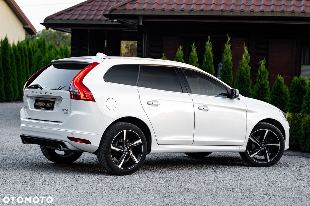 Volvo XC 60 T6 AWD R-Design - 15