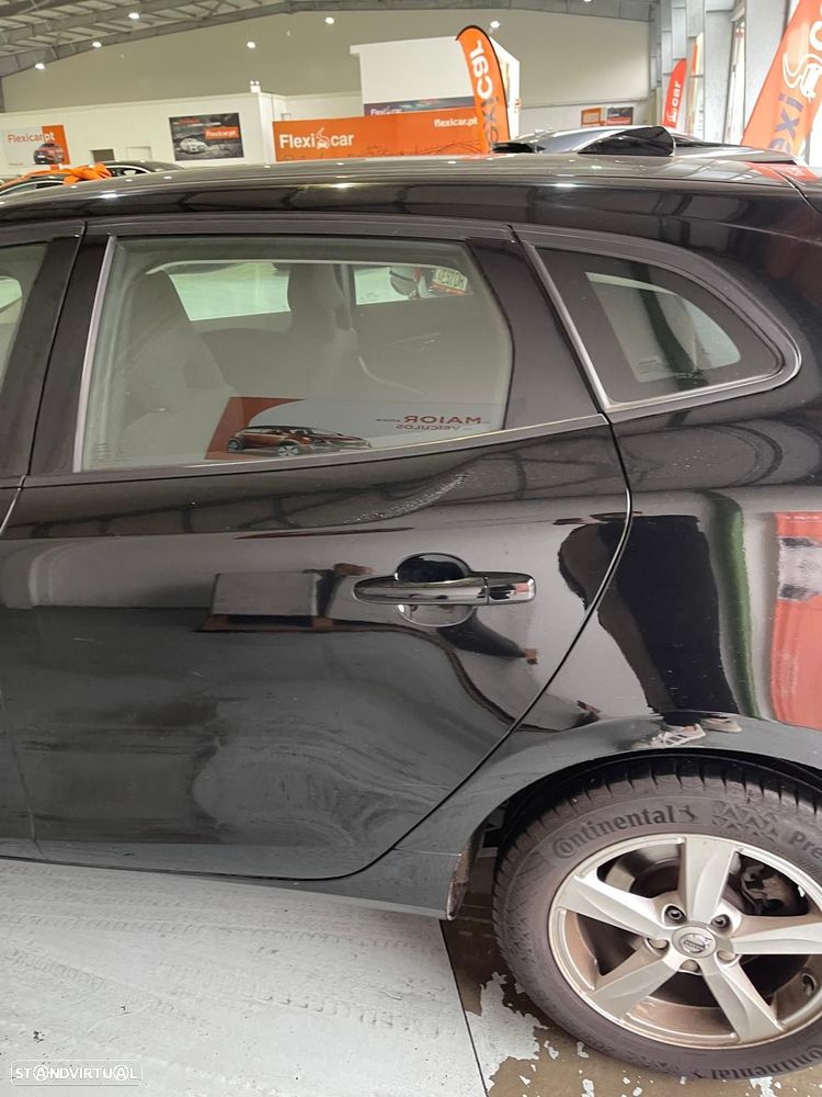 Volvo V40 2.0 D2 Kinetic - 8