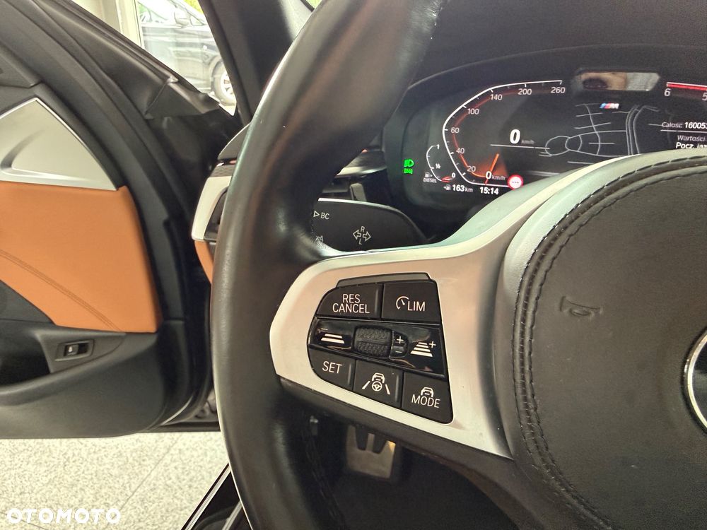 BMW Seria 5 520d M Sport sport - 30
