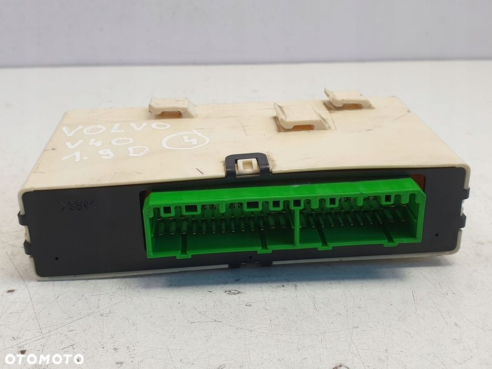 Volvo S40 V40 STEROWNIK ALARMU moduł 30889925 - 2