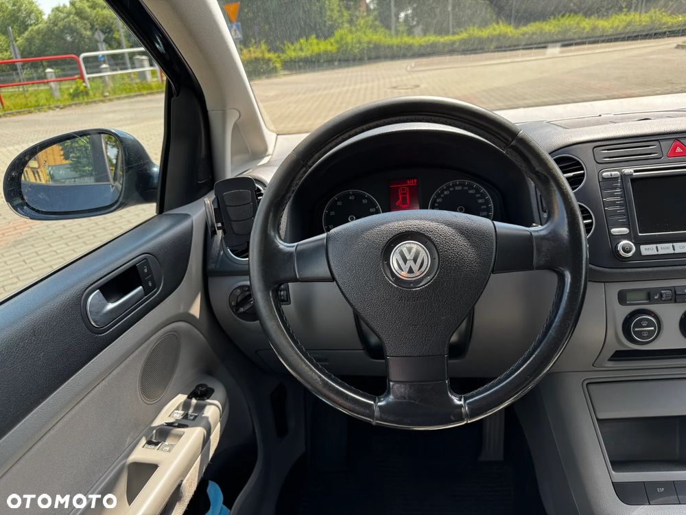Volkswagen Golf Plus - 37
