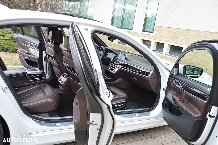 BMW Seria 7 - 29