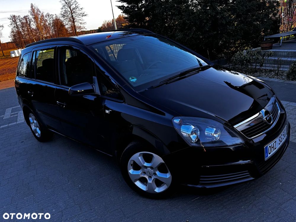 Opel Zafira - 25