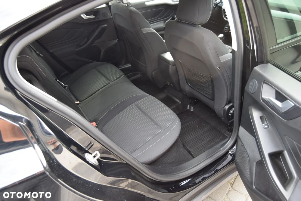 Ford Focus 1.0 EcoBoost STart-Stopp-System TITANIUM - 16