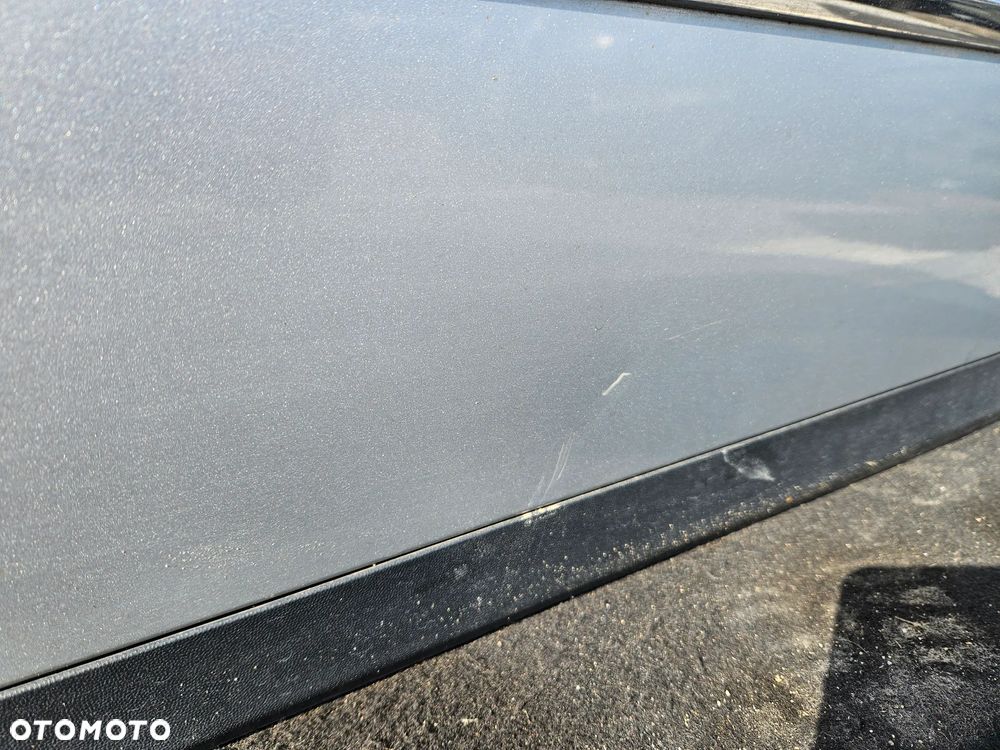 VW Passat B6 Kombi LA7W Drzwi Prawy Tył - 4