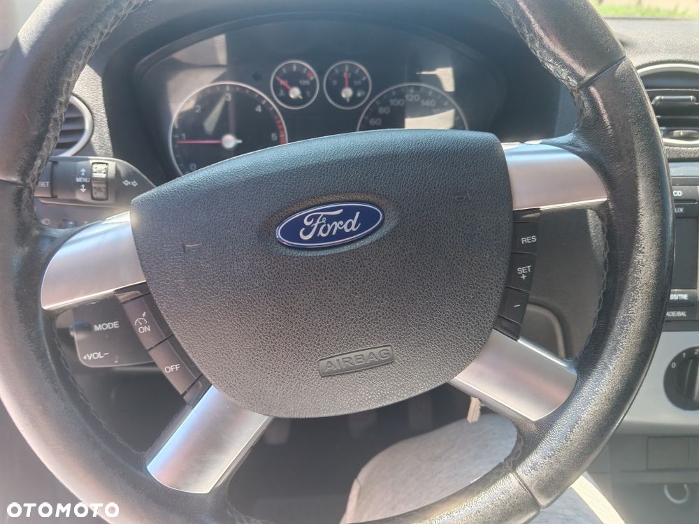 Ford Focus - 1