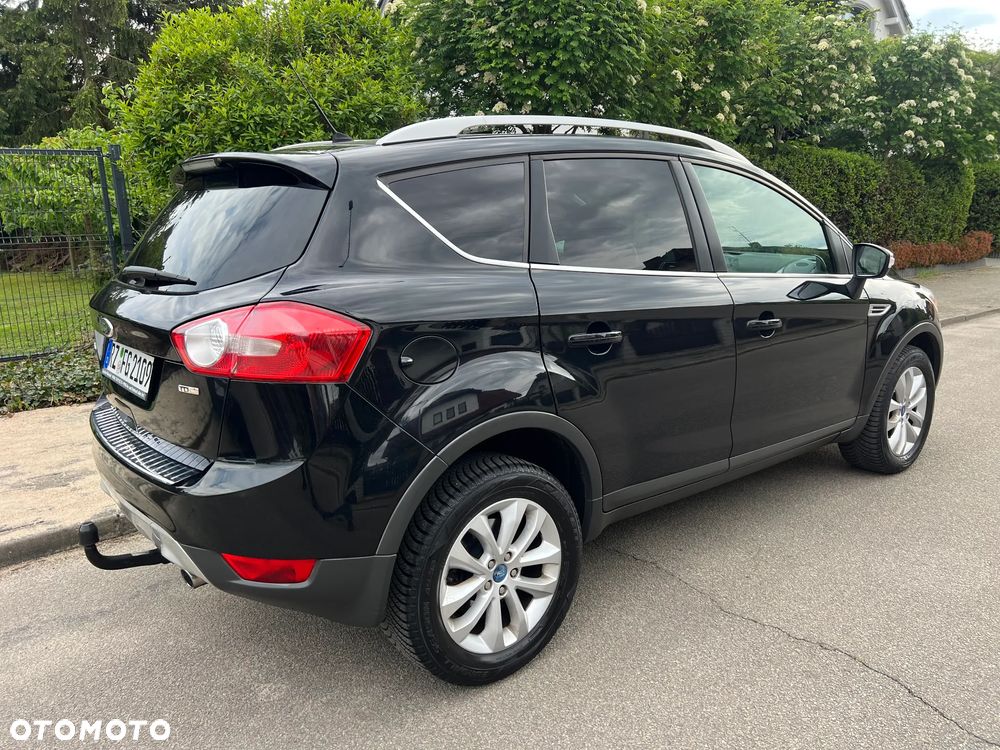 Ford Kuga - 12