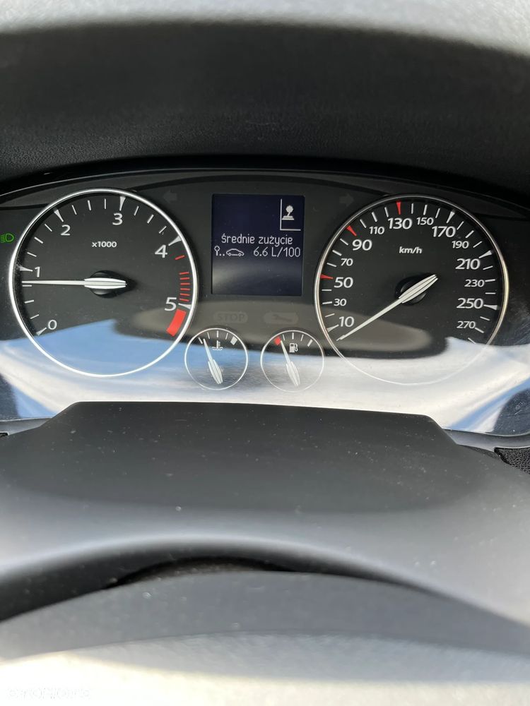 Renault Laguna dCi 150 FAP - 24