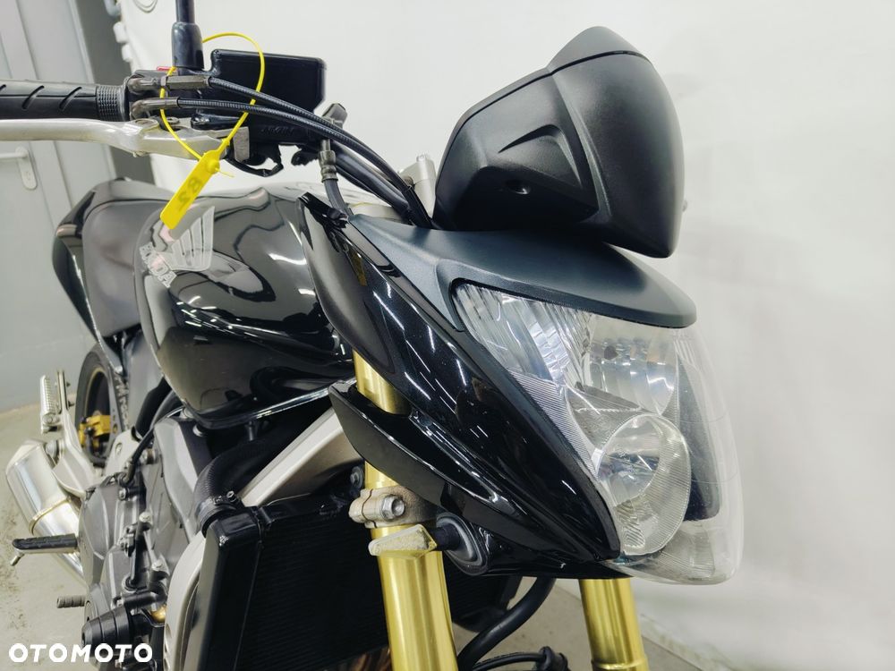 Honda Hornet - 4