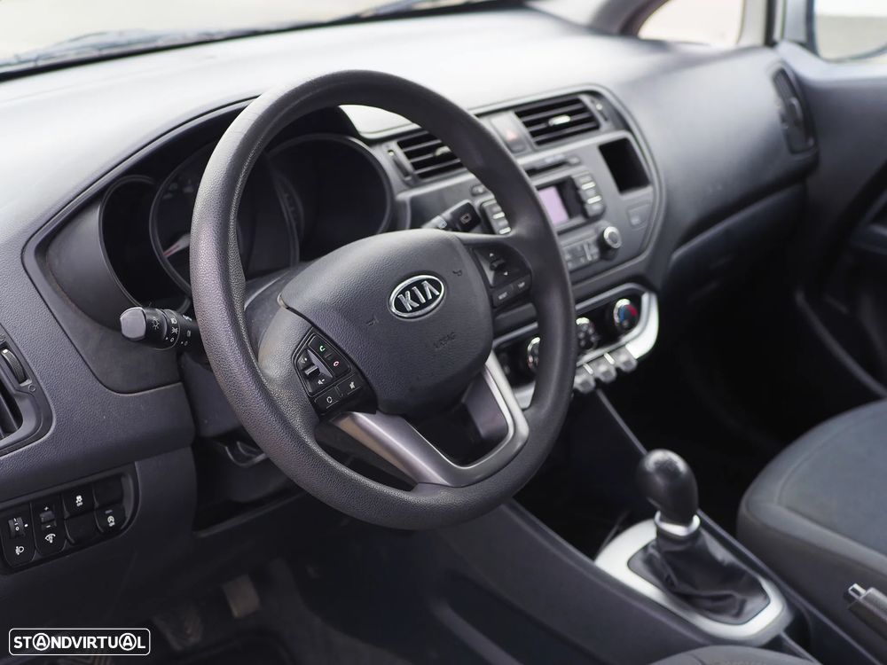 Kia Rio 1.1 CRDi EX - 9
