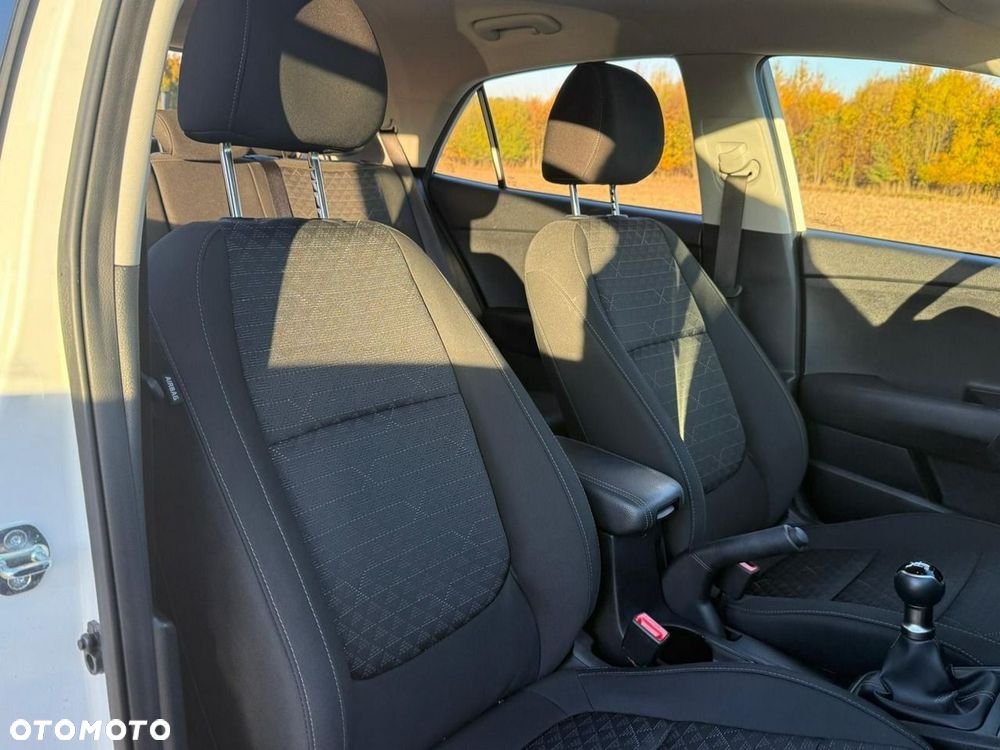 Kia Rio 1.2 M - 22