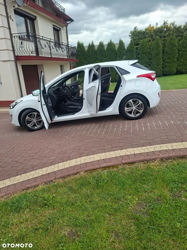 Hyundai i30 1.4 Passion - 7