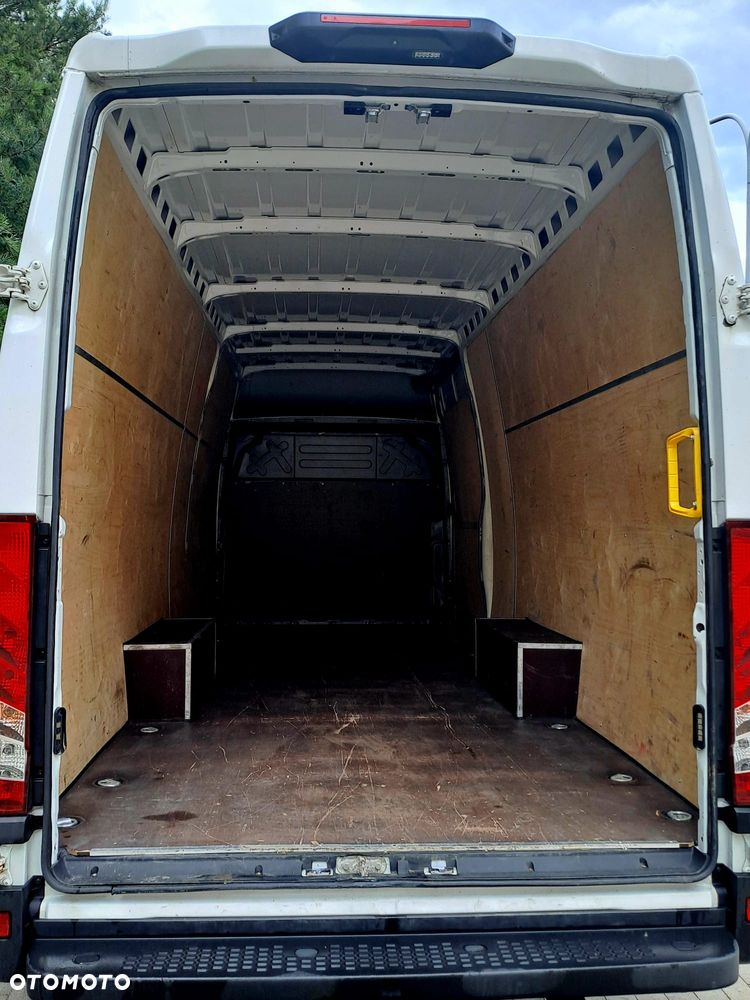 Iveco Daily 35S18 | L4H2 | Silnik 3.0 | Automat | Hak | FULL LED | Kamera cofania | - 23
