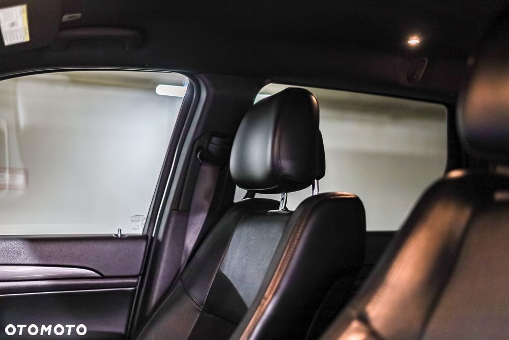 Jeep Grand Cherokee 3.6 V6 Laredo - 22