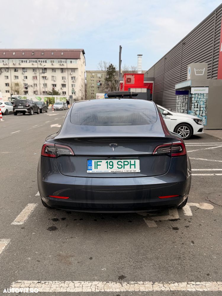 Tesla Model 3 Standard Reichweite Plus Hinterradantrieb - 6