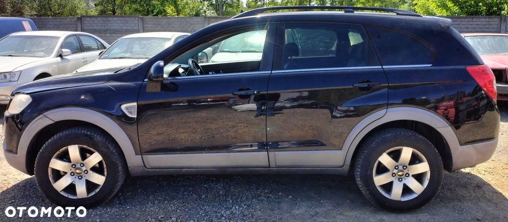 CHEVROLET CAPTIVA I 2.4 16V Z24SED 136KM 19U DRZWI PRZÓD LEWY PRAWY ZDERZAK MASKA BŁOTNIK LAMPA PAS PRZEDNI KLAPA SZYBA LUSTERKO SILNIK SKRZYNIA CAŁY NA CZĘŚCI - 1